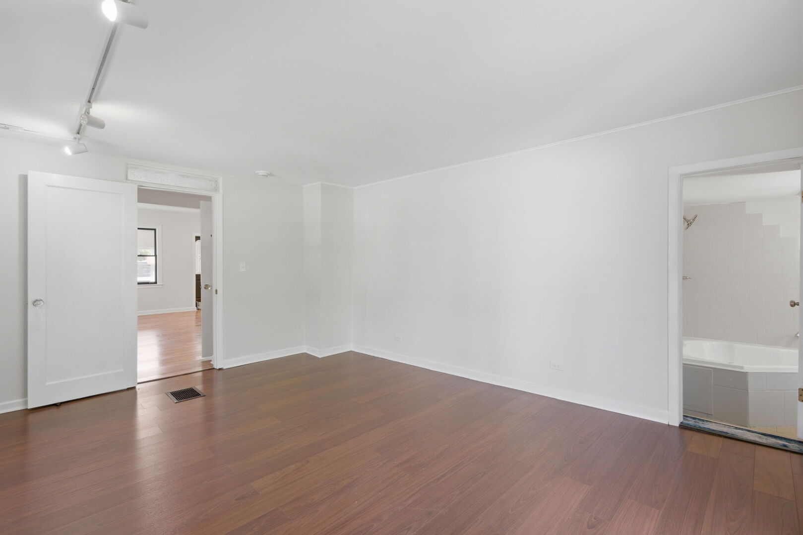 10730 S Ridgeland Street Property Photo 12