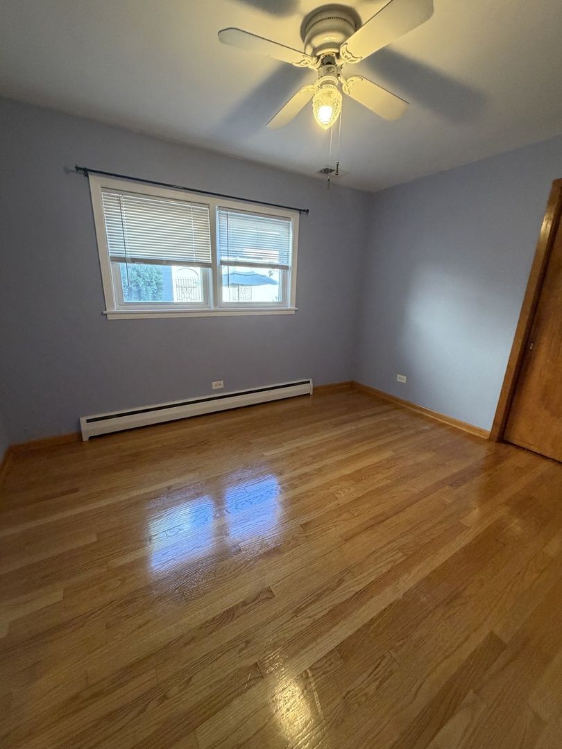 2023 W Balmoral Avenue 1 Property Photo 11