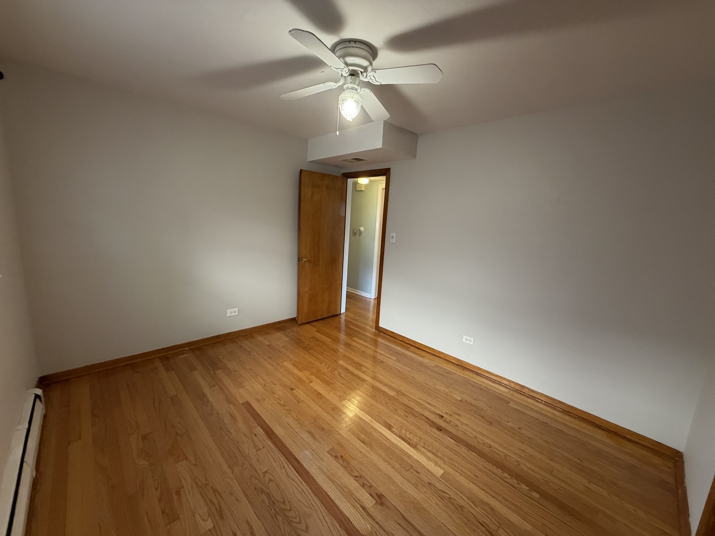 2023 W Balmoral Avenue 1 Property Photo 21