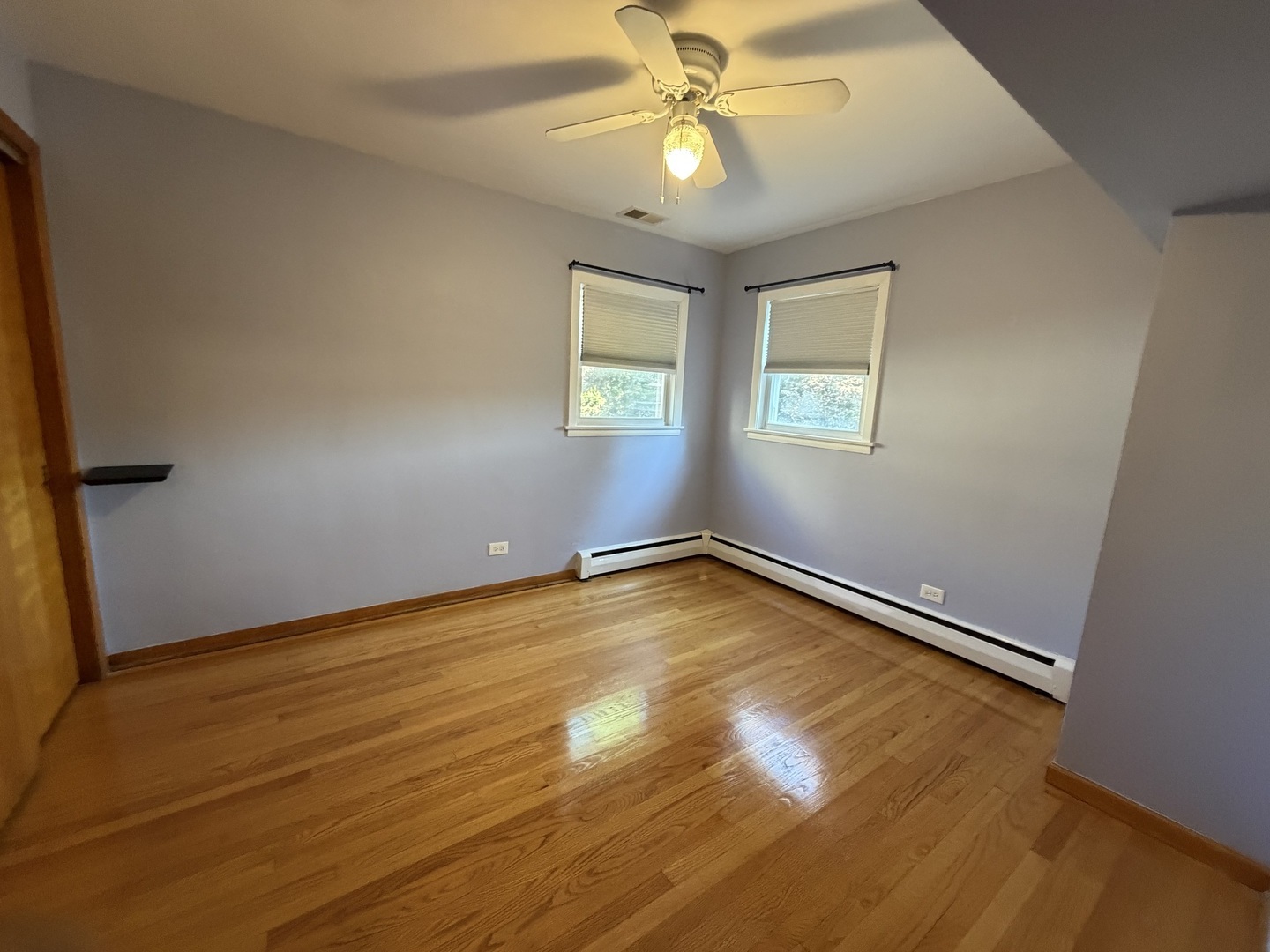 2023 W Balmoral Avenue 1 Property Photo 23
