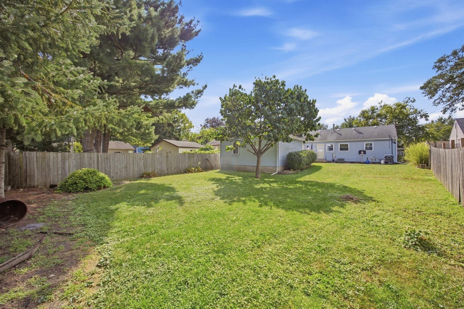 105 N Western Avenue Property Photo 14
