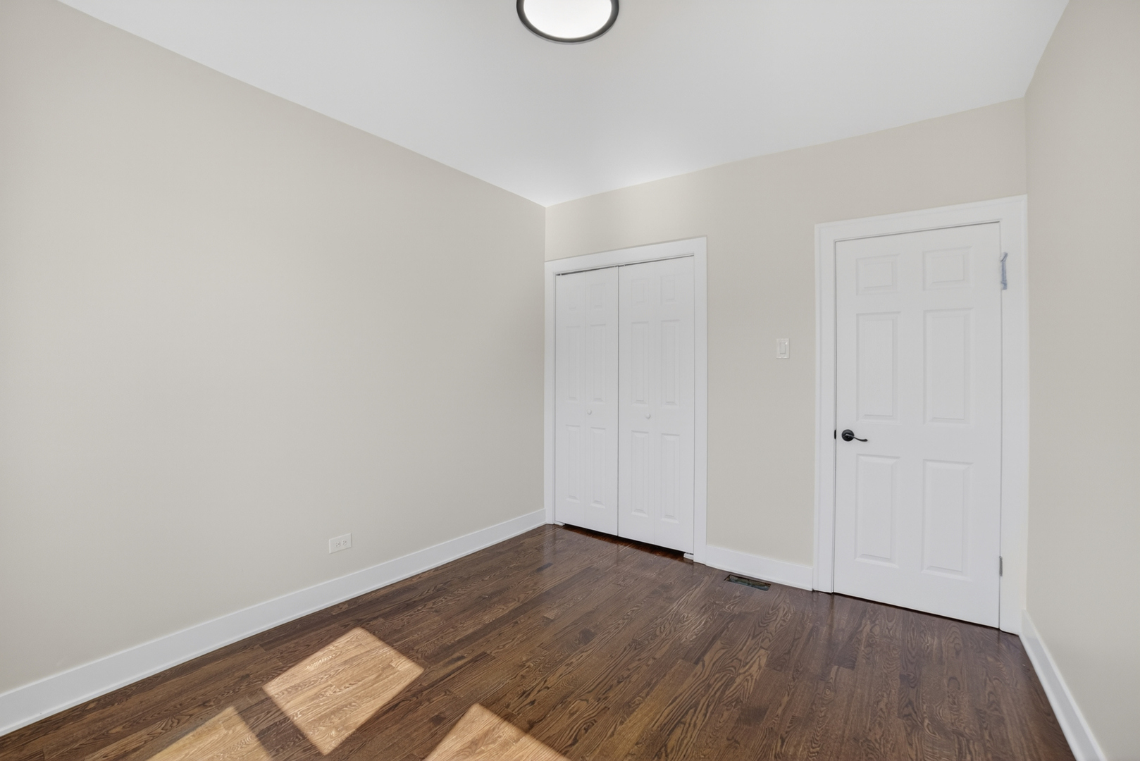 9112 S Aberdeen Street Property Photo 15