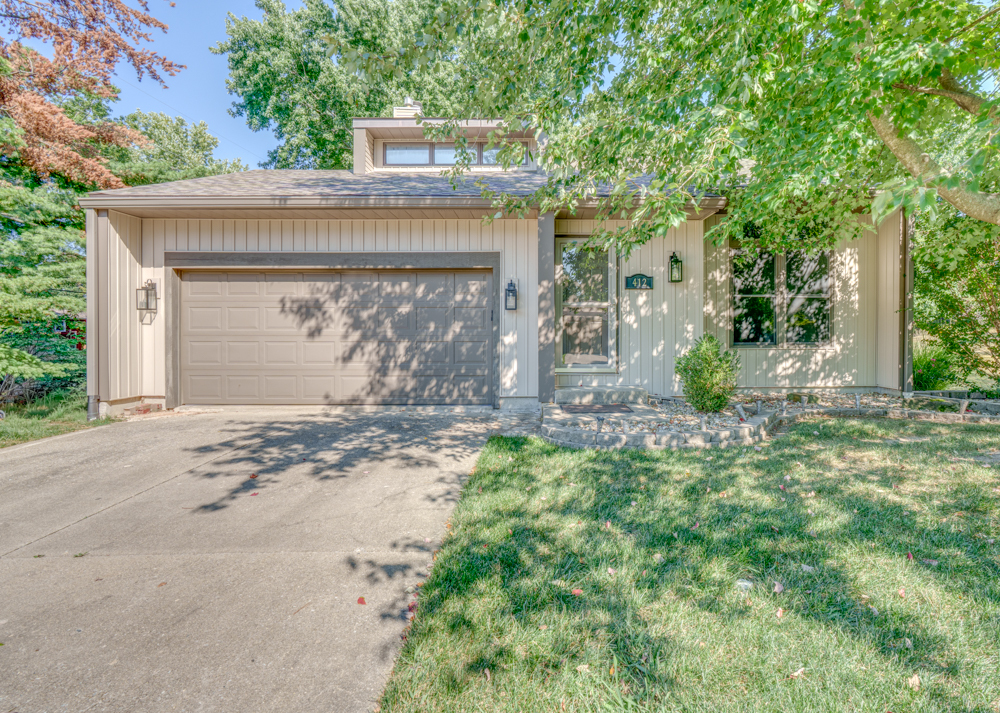 412 Jay Drive Property Photo 2