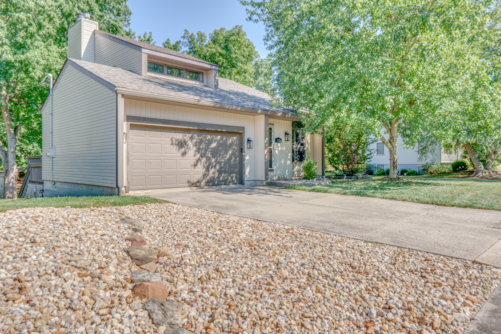 412 Jay Drive Property Photo 4