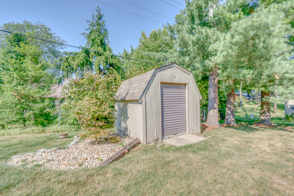 412 Jay Drive Property Photo 8