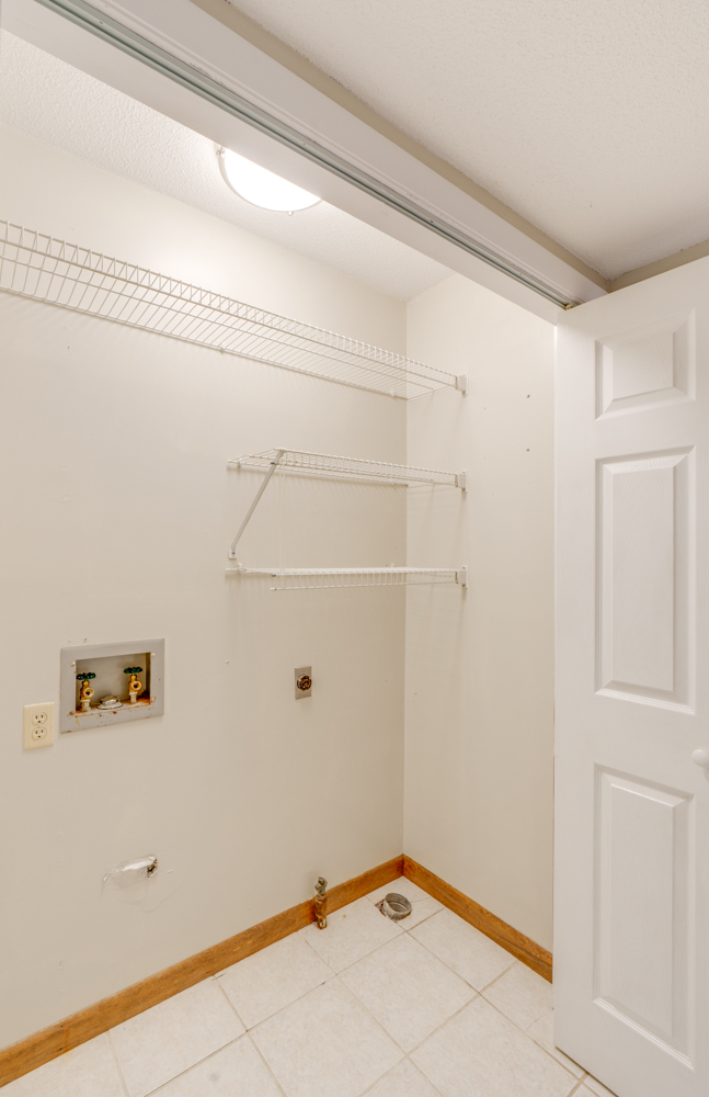 412 Jay Drive Property Photo 22