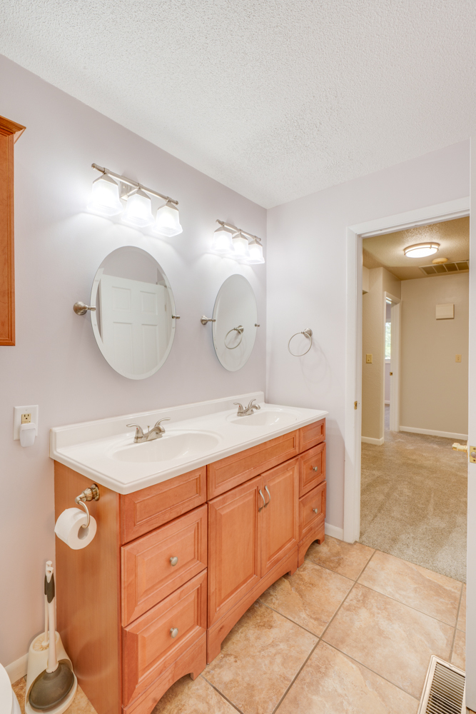 412 Jay Drive Property Photo 32