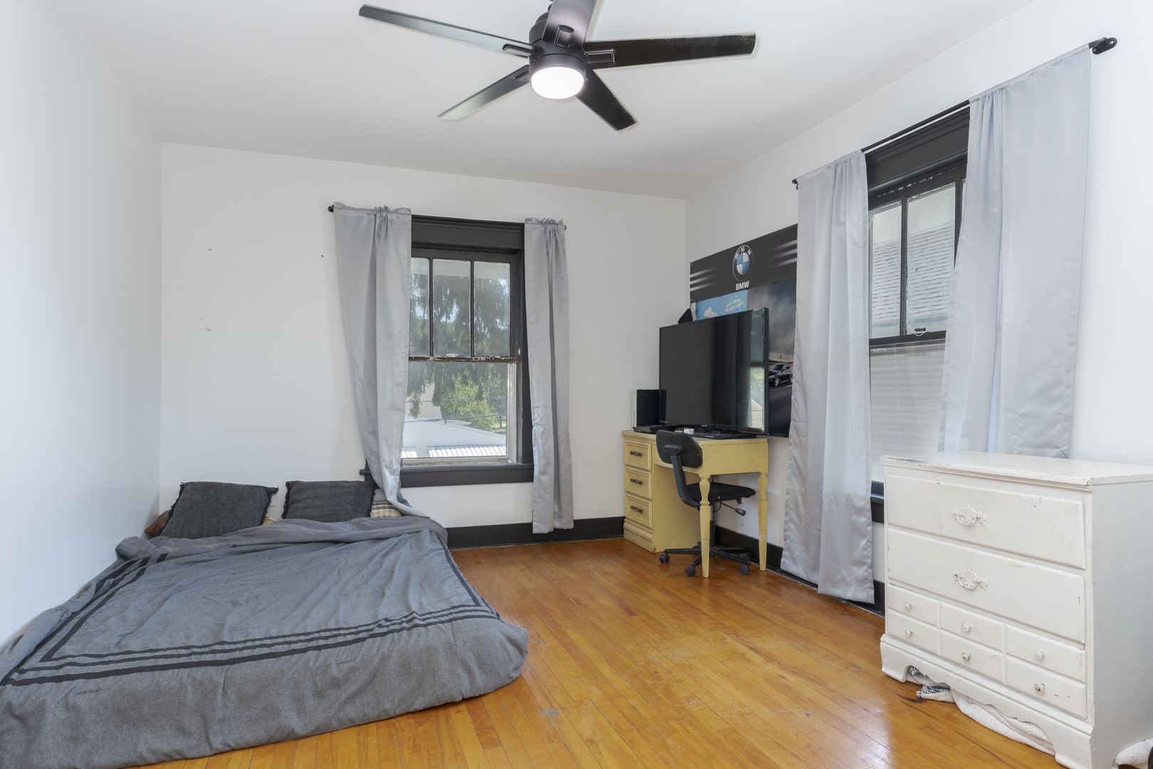 807 S Morris Avenue Property Photo 17