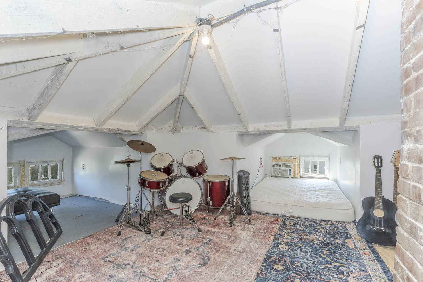 807 S Morris Avenue Property Photo 19