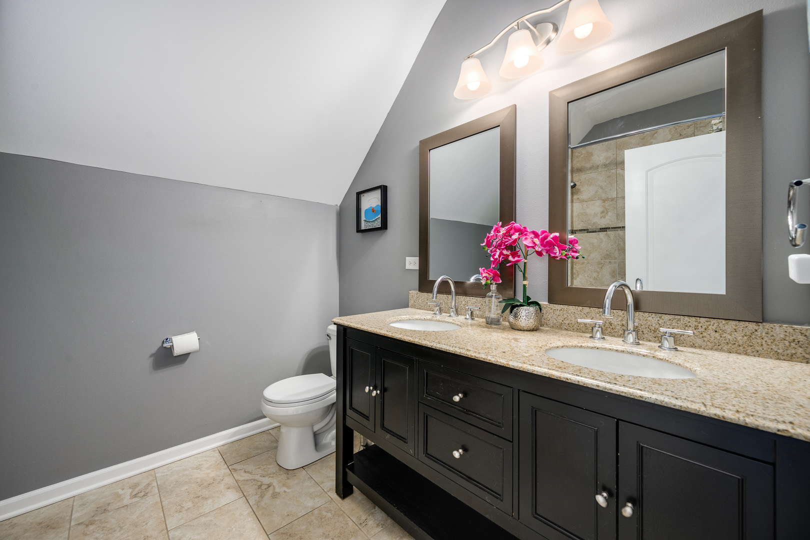 3726 N Albany Avenue Property Photo 14