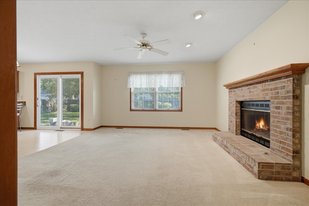 3211 Clairbridge Drive Property Photo 10