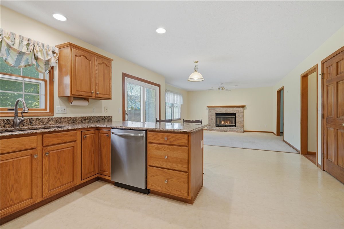 3211 Clairbridge Drive Property Photo 19