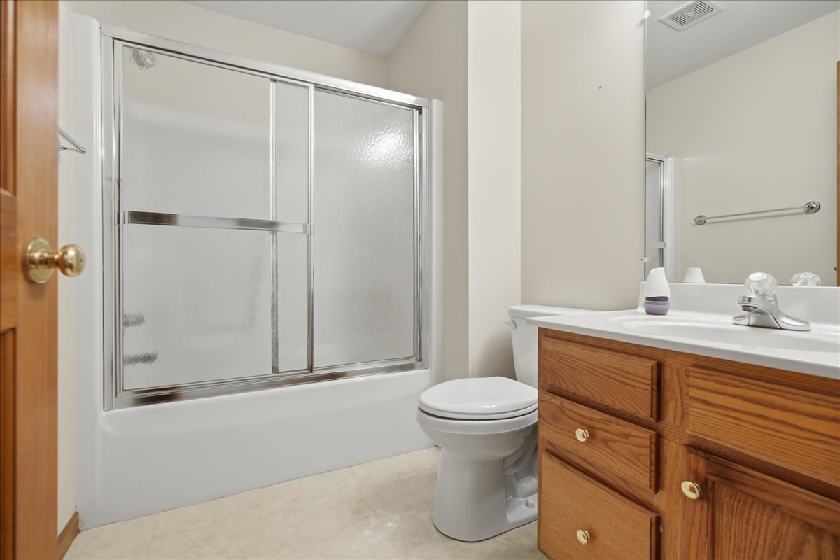 3211 Clairbridge Drive Property Photo 30