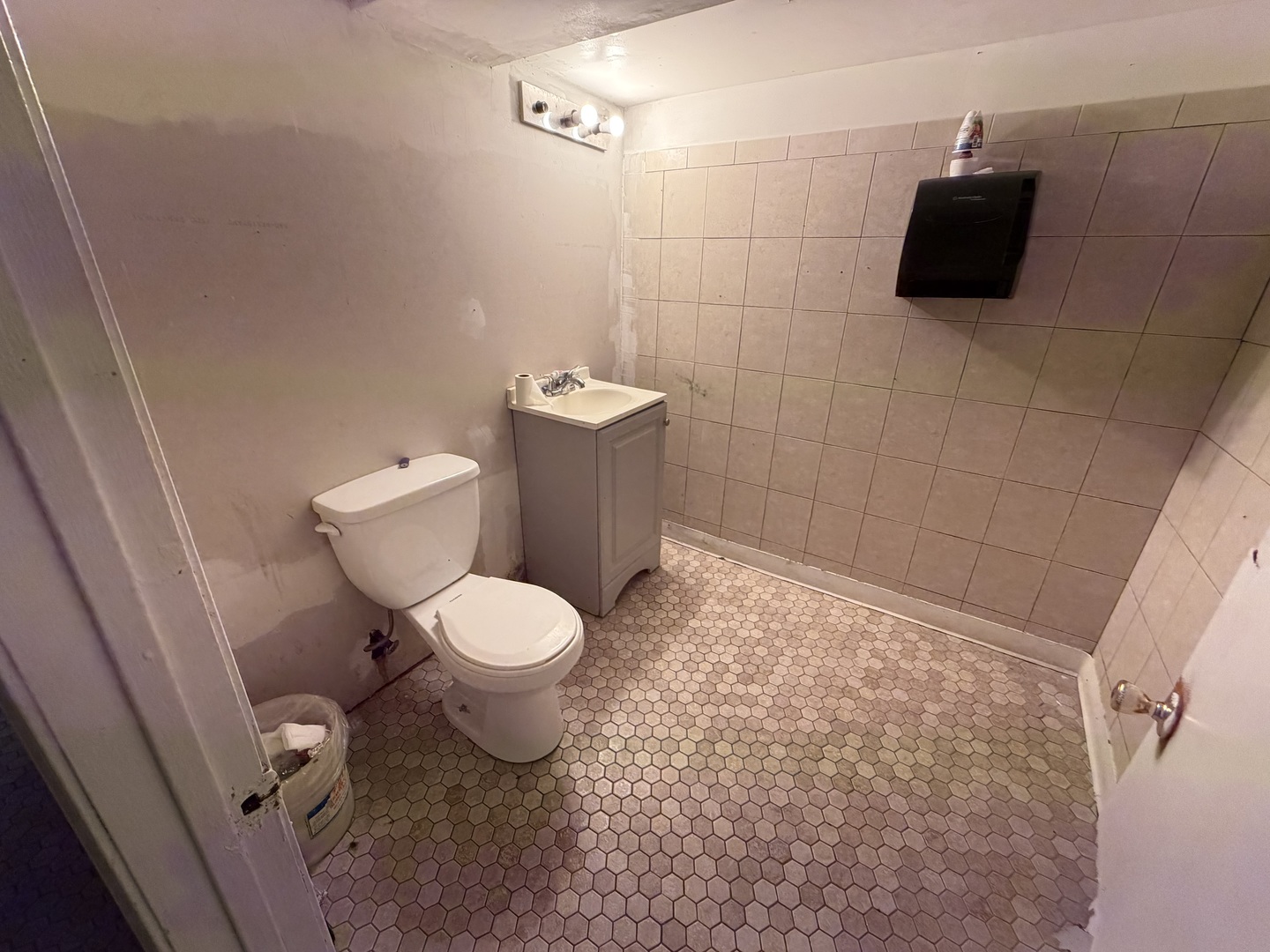 10111 S Ewing Avenue Property Photo 31