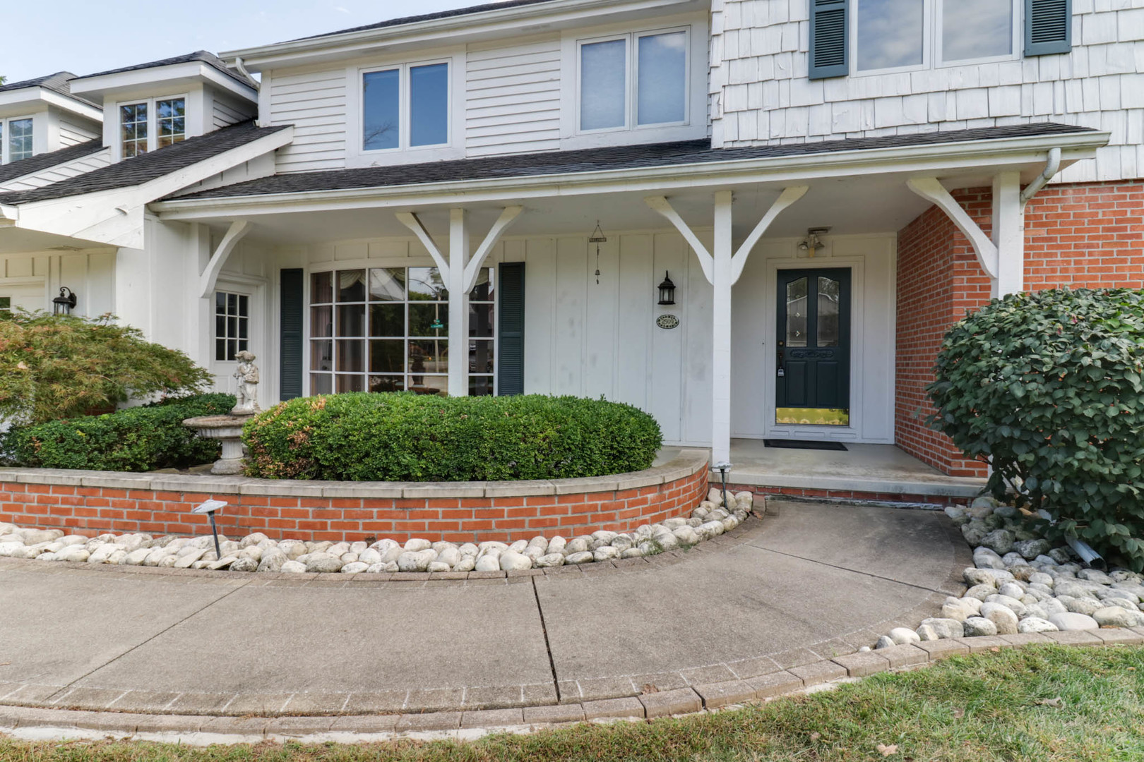 2509 Driftwood Road Property Photo 2