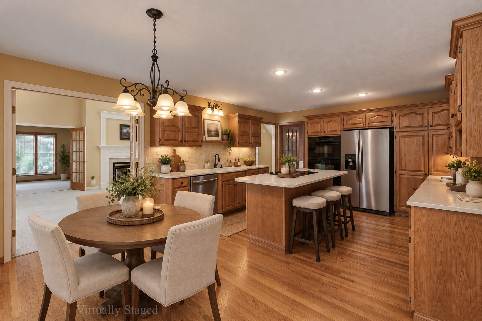 2509 Driftwood Road Property Photo 9