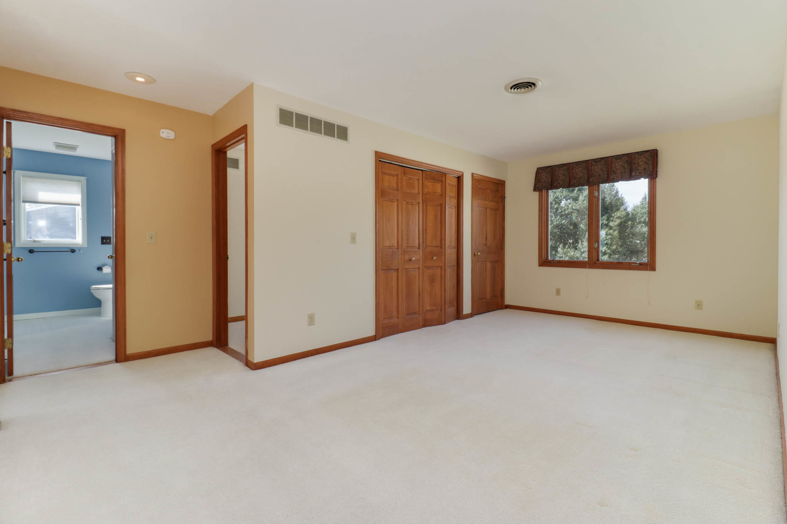 2509 Driftwood Road Property Photo 21