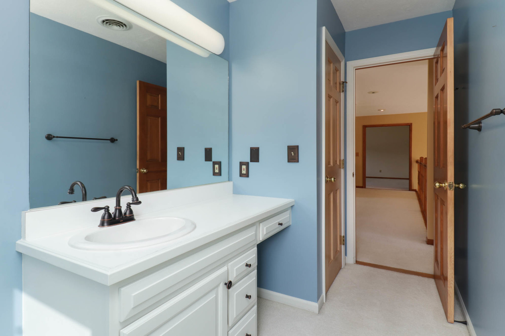 2509 Driftwood Road Property Photo 29