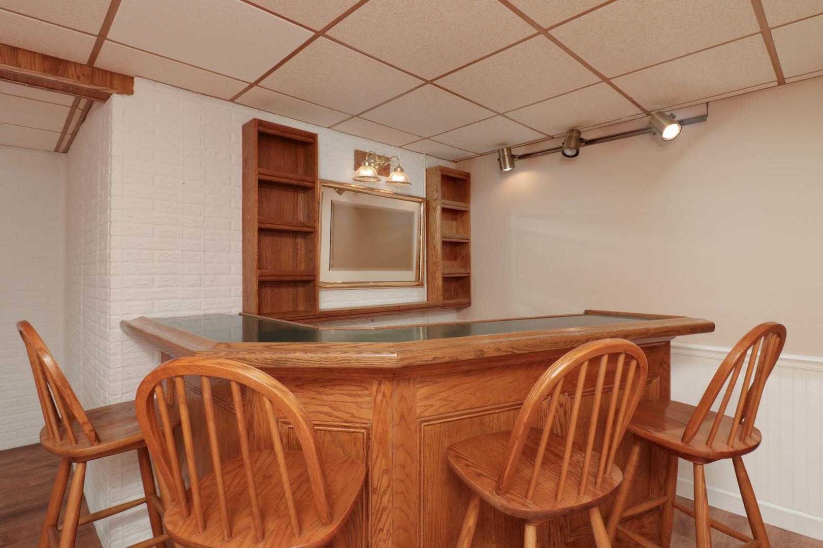 2509 Driftwood Road Property Photo 33