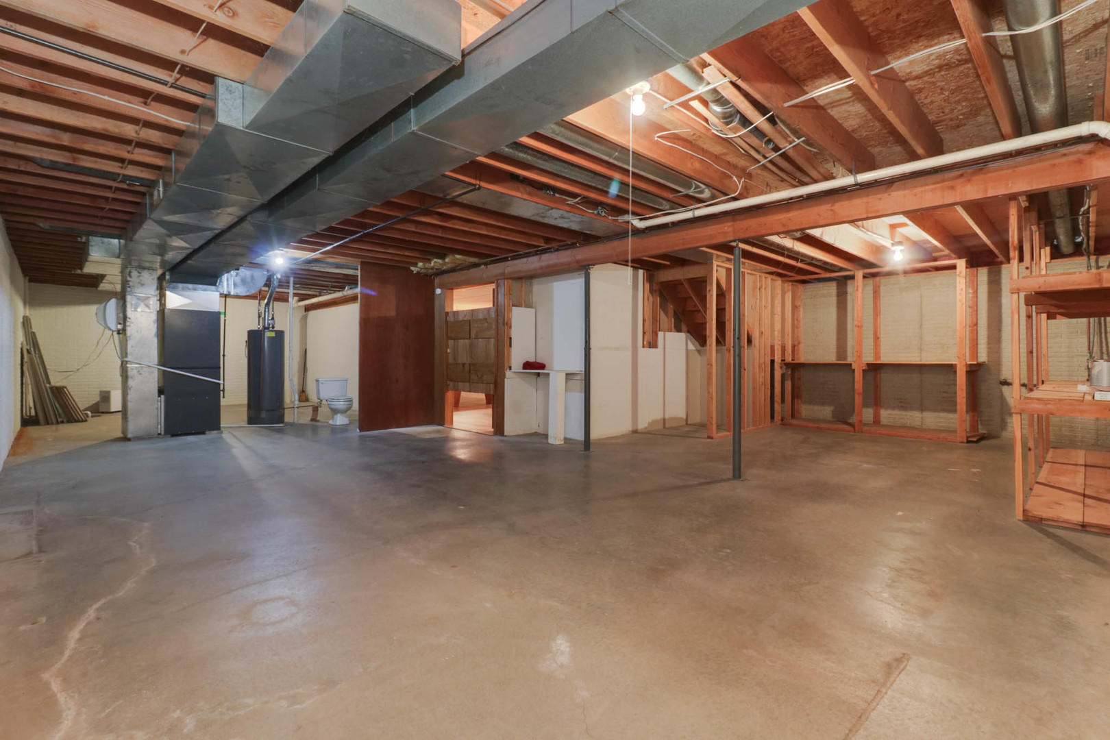 2509 Driftwood Road Property Photo 34