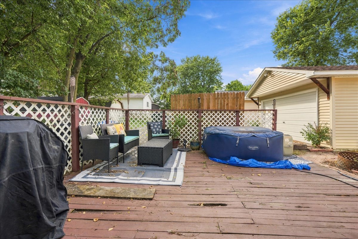 1007 S Livingston Street Property Photo 19