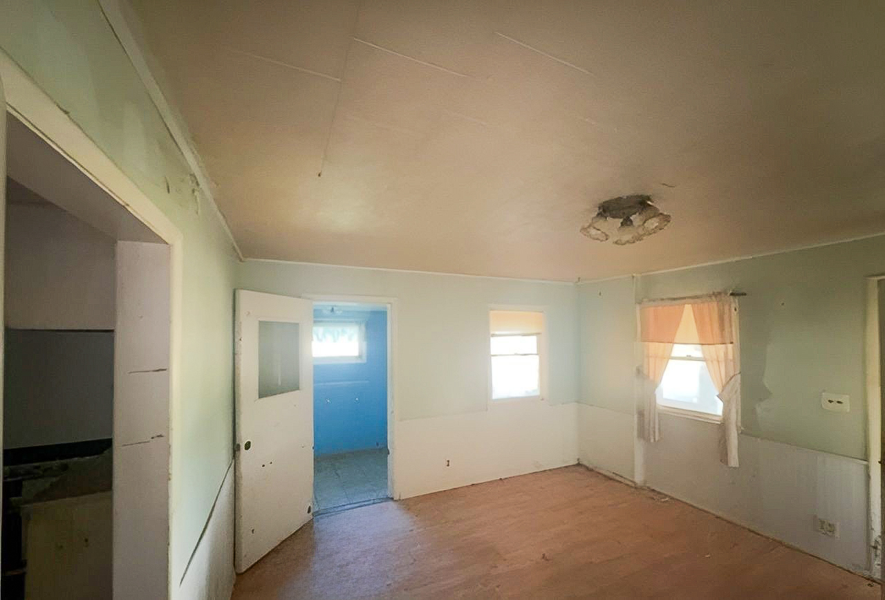 200 W Goldmine Road Property Photo 2