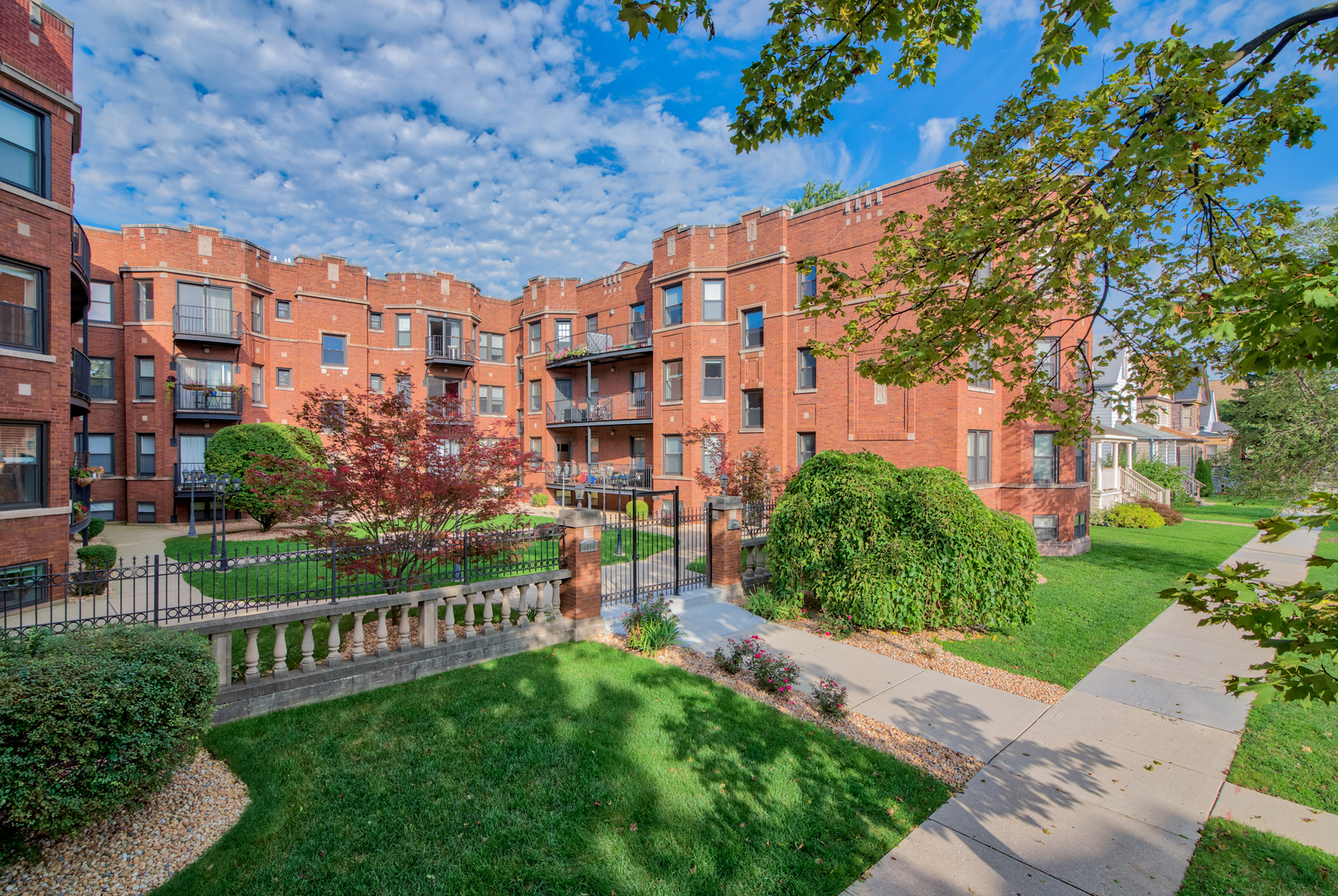 4018 N Central Park Avenue 3n Property Photo 1