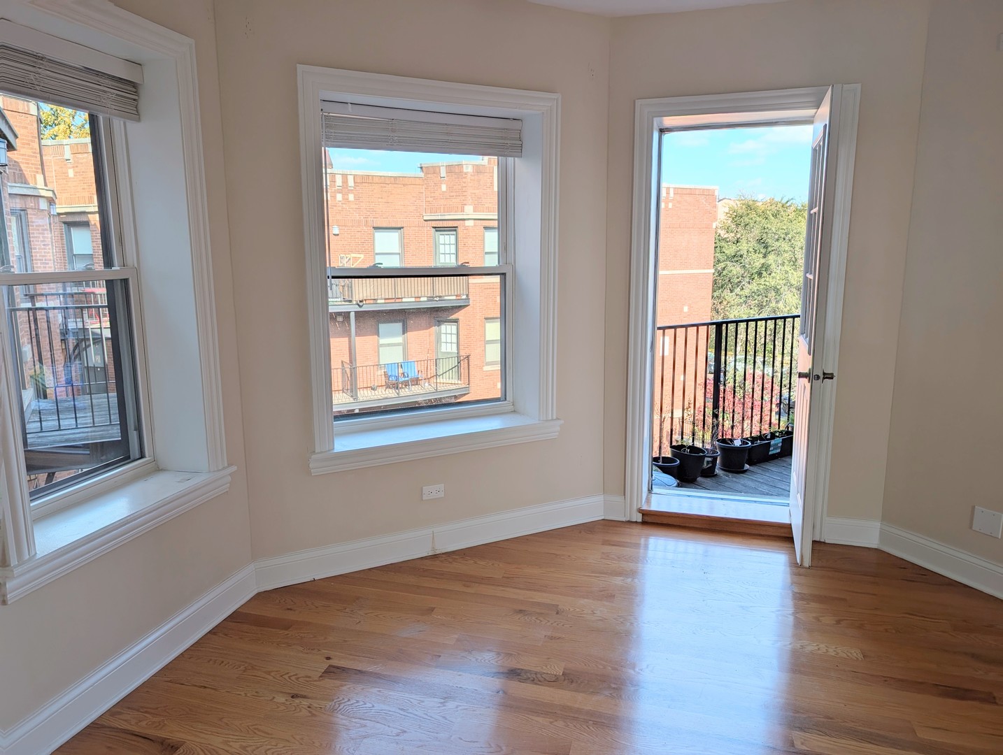 4018 N Central Park Avenue 3n Property Photo 6