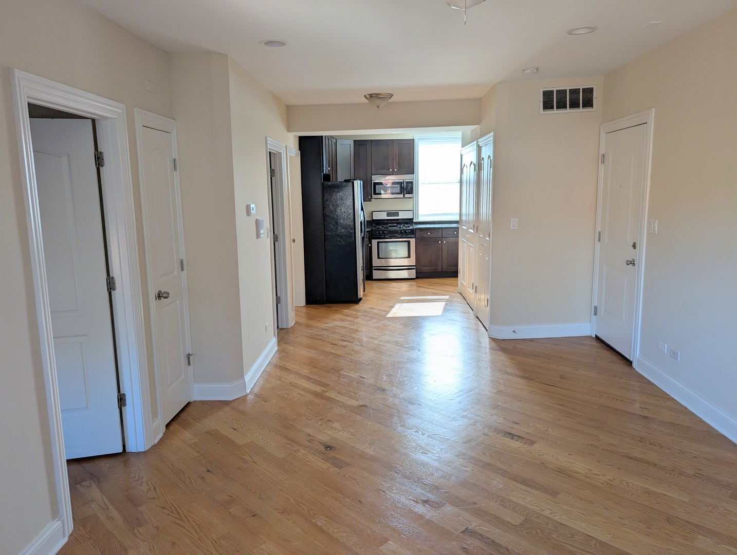 4018 N Central Park Avenue 3n Property Photo 7