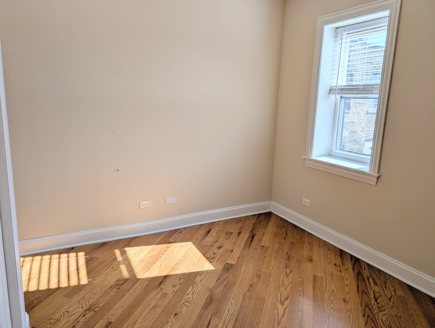 4018 N Central Park Avenue 3n Property Photo 8
