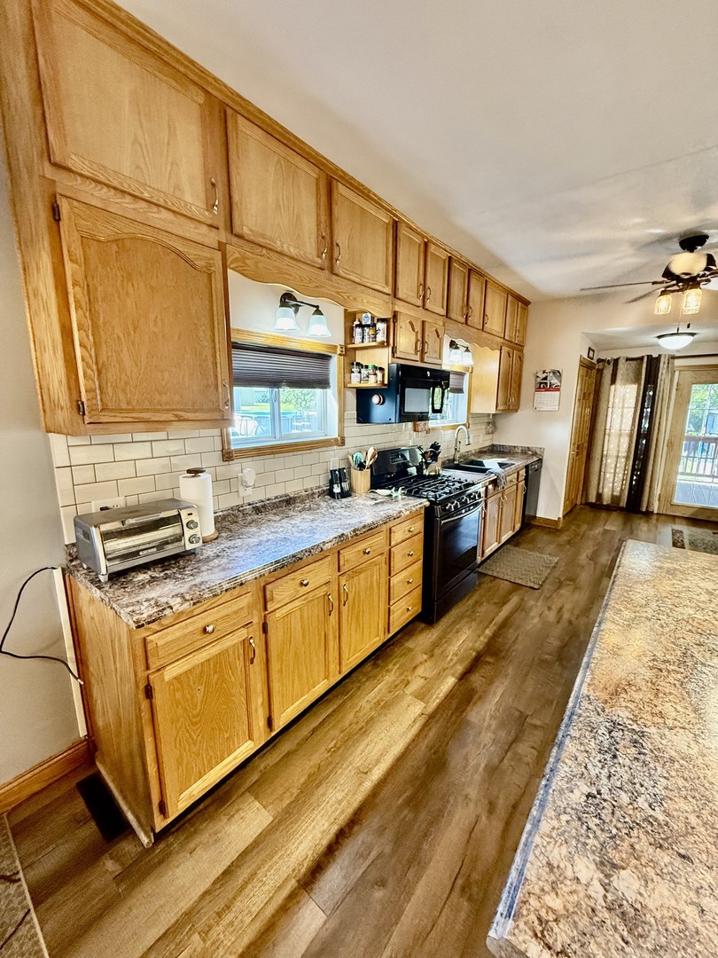 701 S Tremont Street Property Photo 18