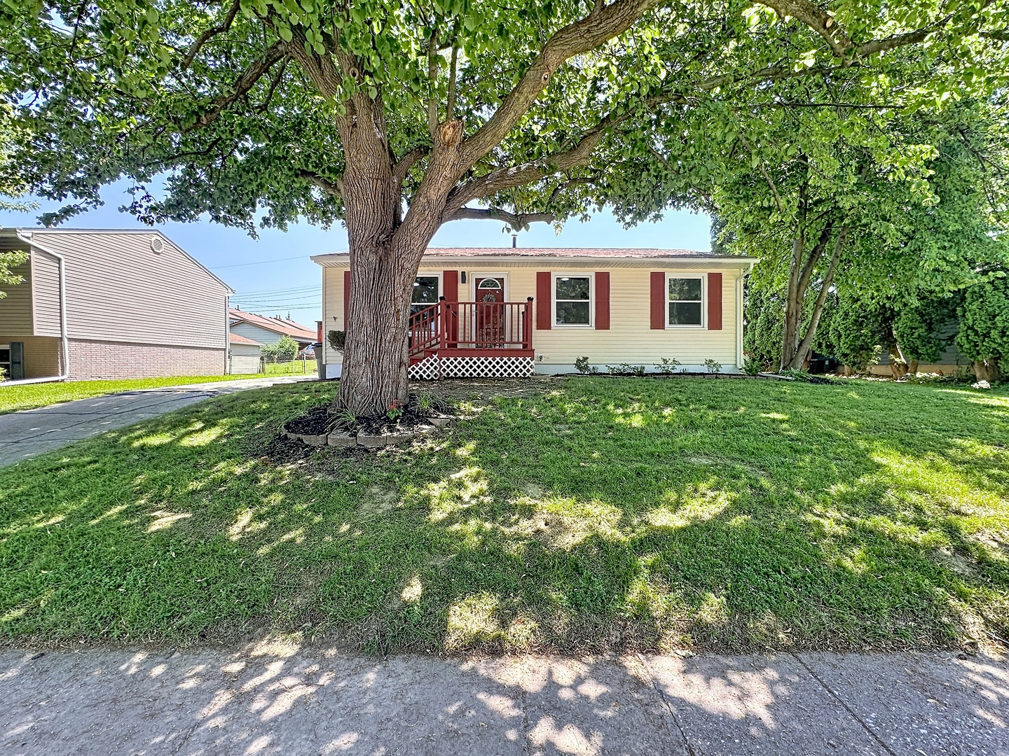 1711 2nd Street Property Photo 1
