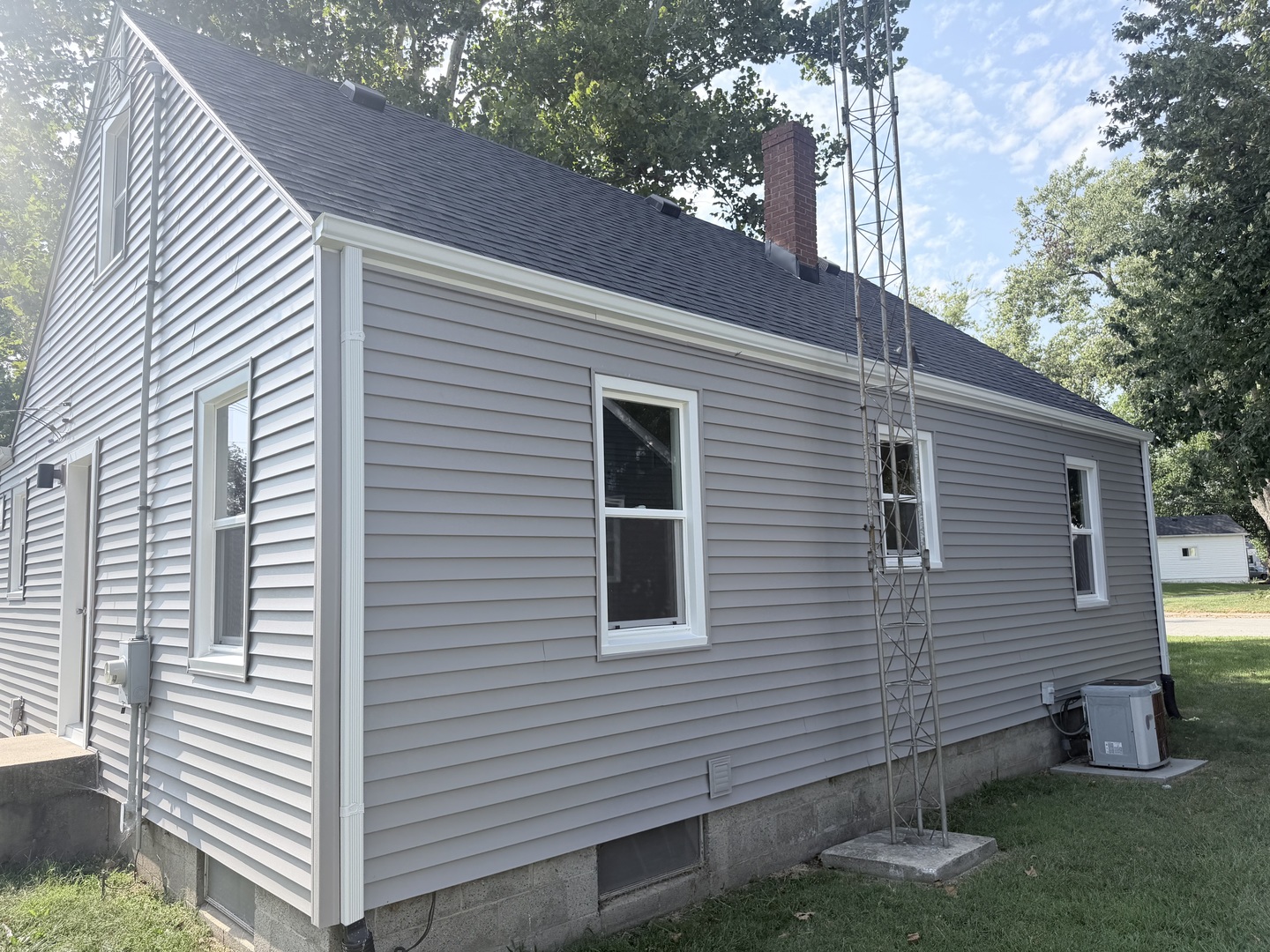 1330 Lennington Circle Property Photo 4