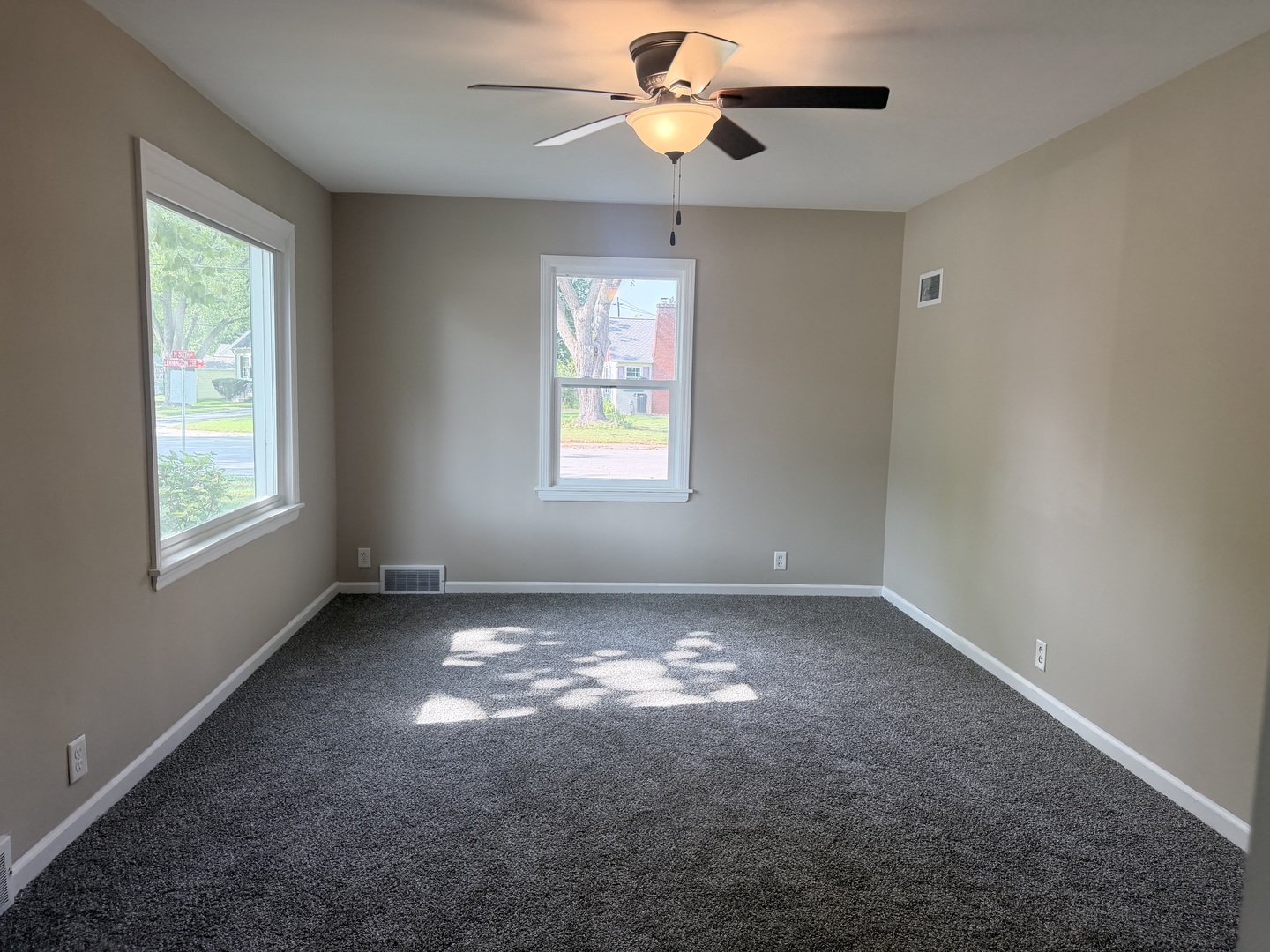 1330 Lennington Circle Property Photo 9