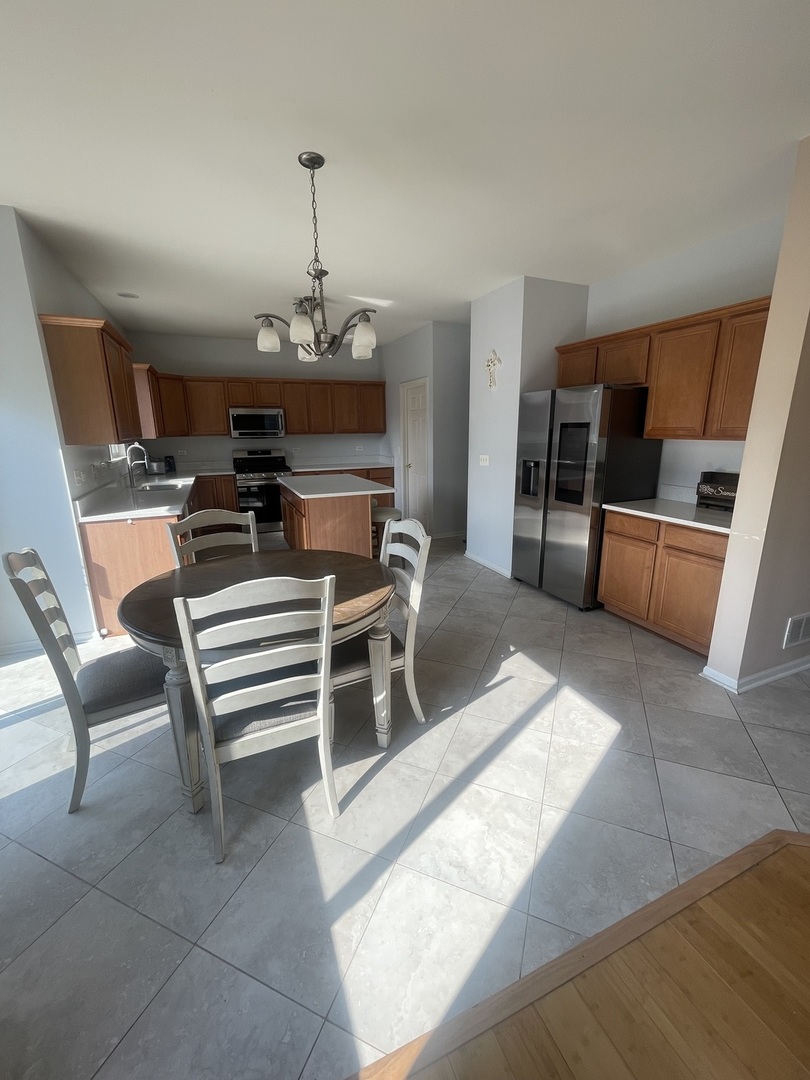 12900 S Meadow Lane Property Photo 9