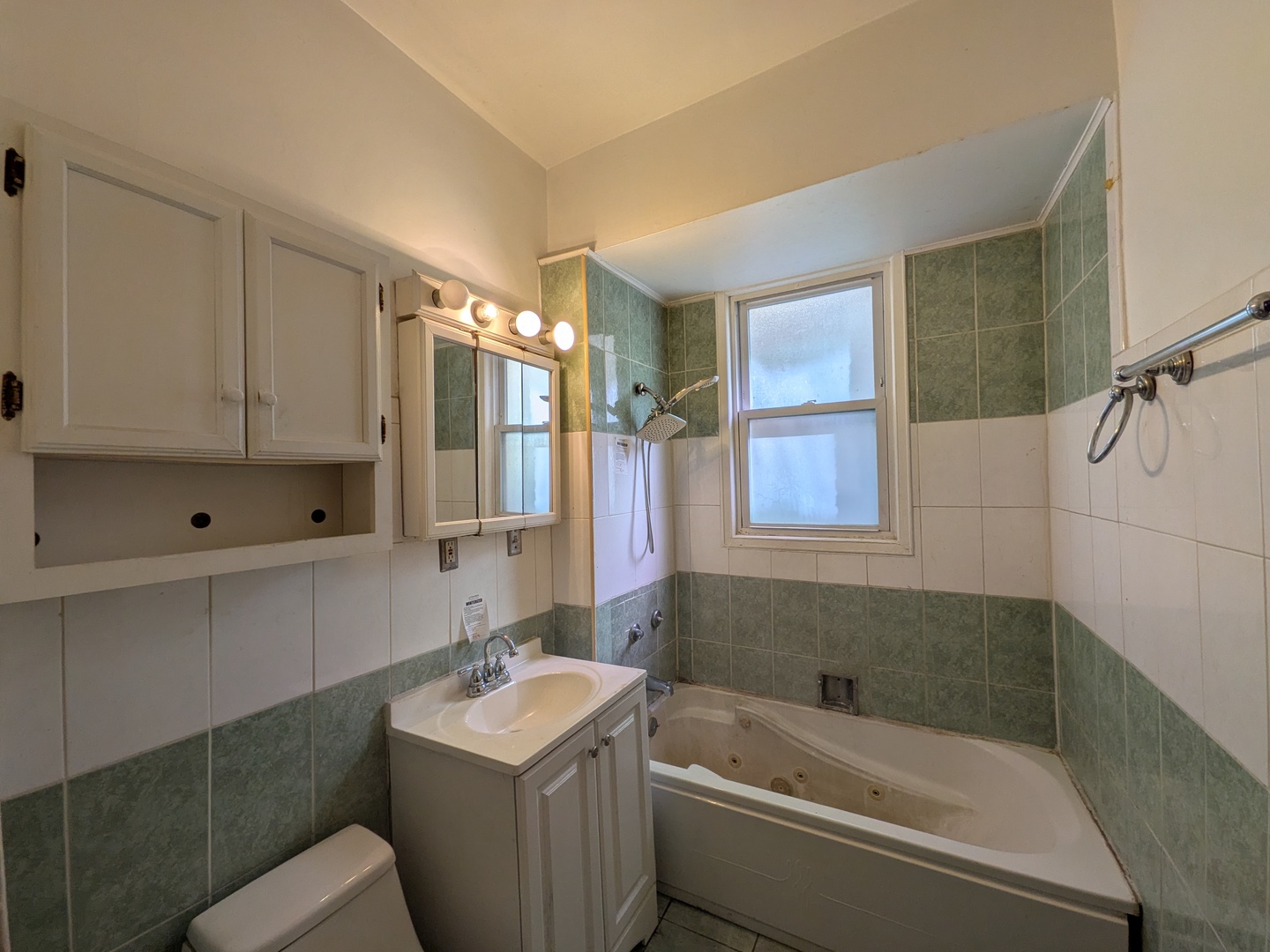6336 S Ada Street Property Photo 5