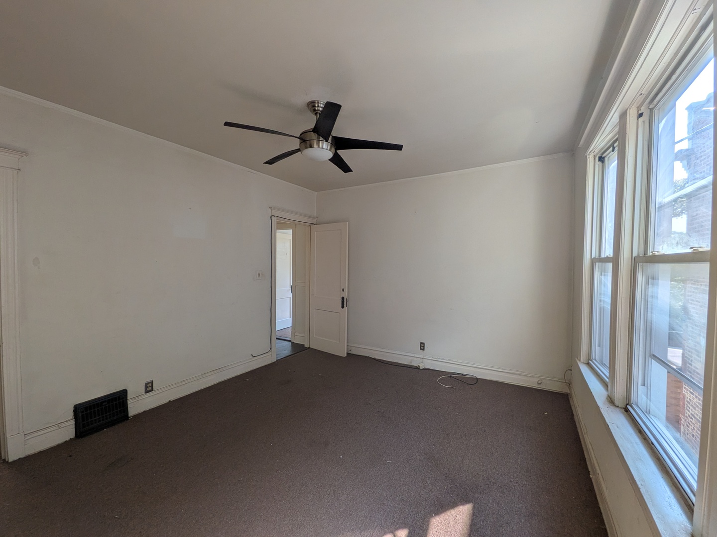 6336 S Ada Street Property Photo 12