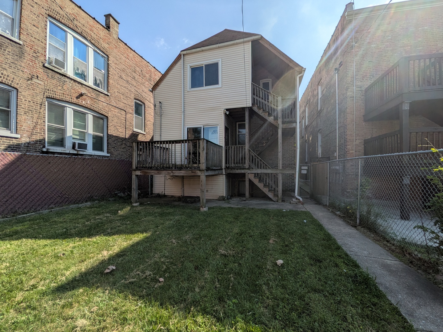 6336 S Ada Street Property Photo 17