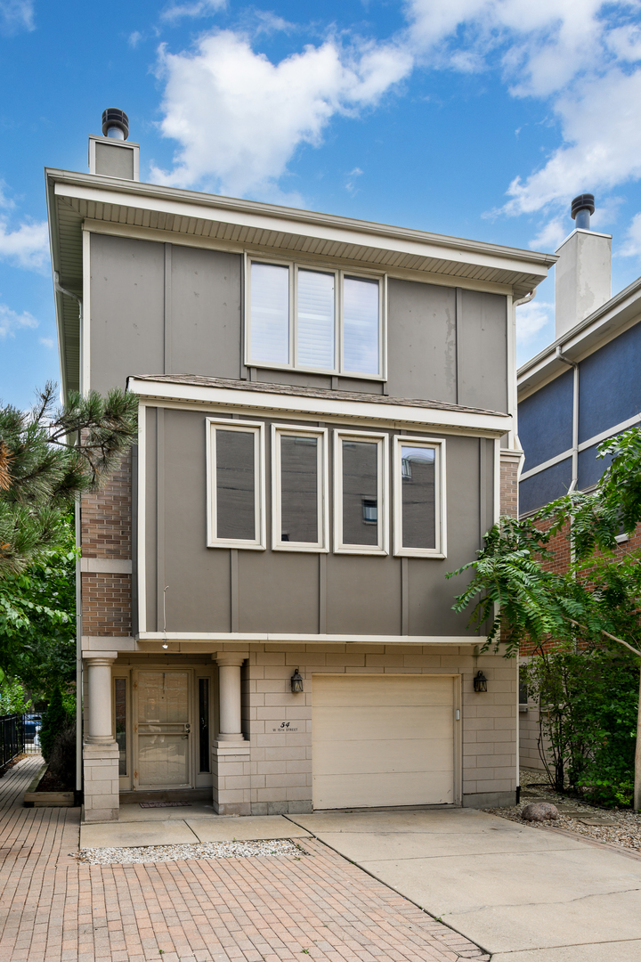 54 W 15th Street Property Photo
