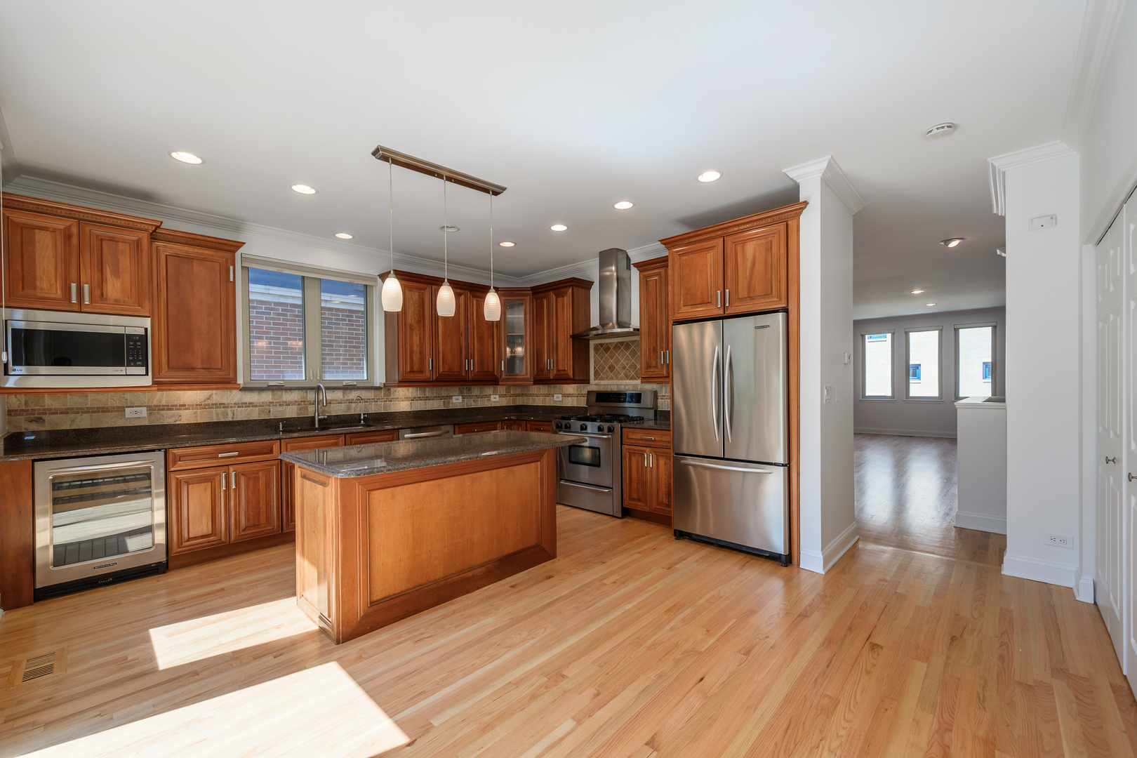 54 W 15th Street Property Photo 12
