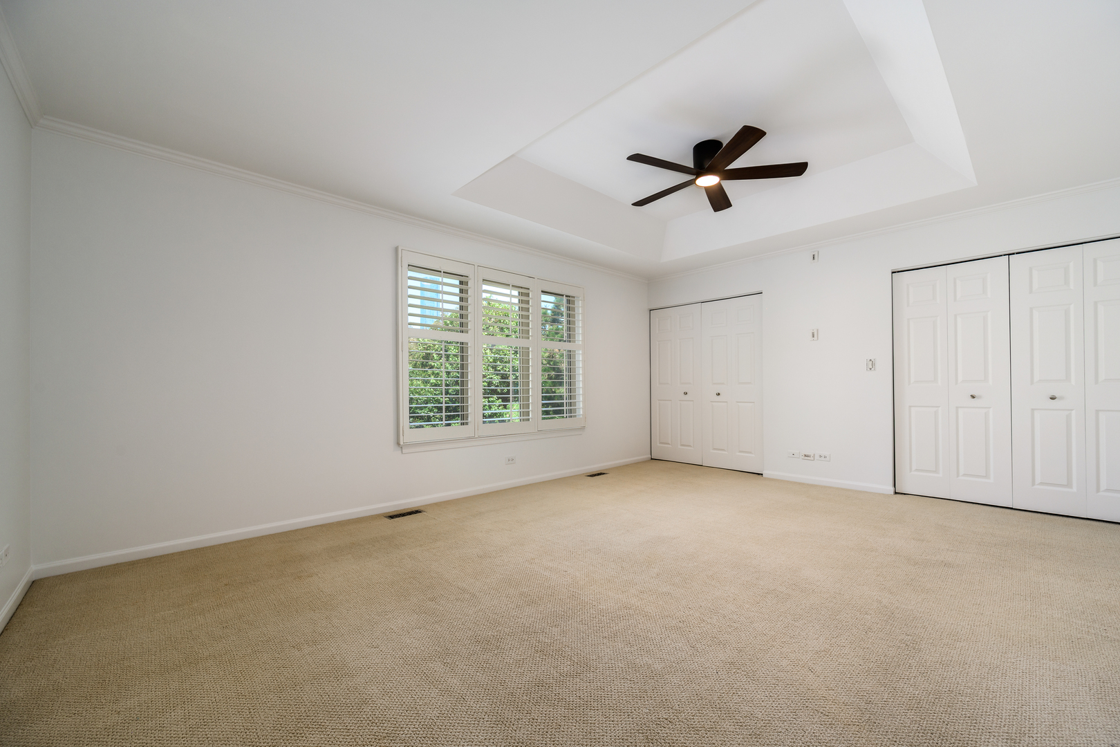 54 W 15th Street Property Photo 19