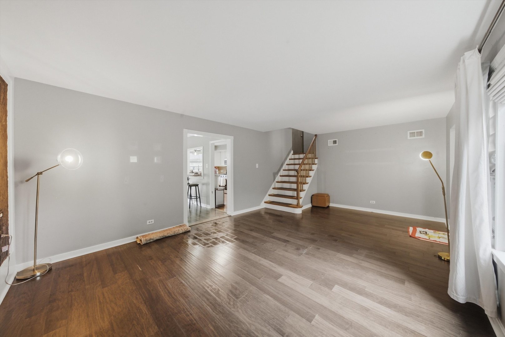 390 Bartram Road Property Photo 5
