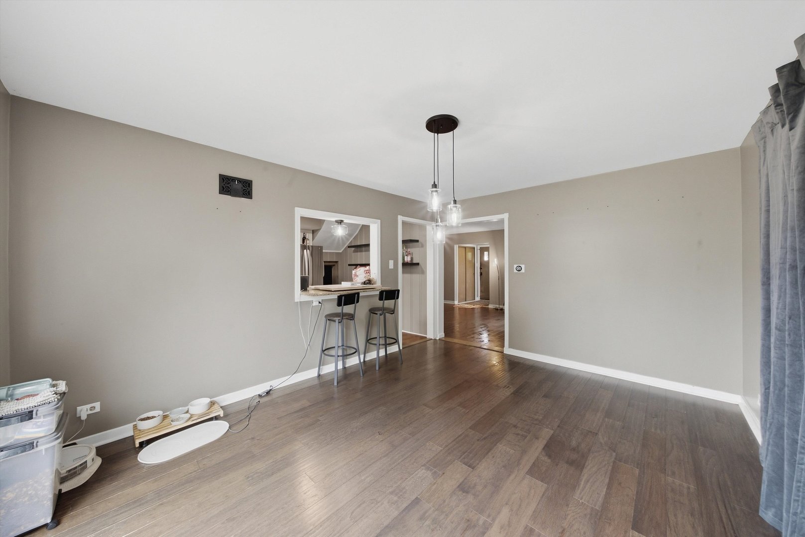 390 Bartram Road Property Photo 11