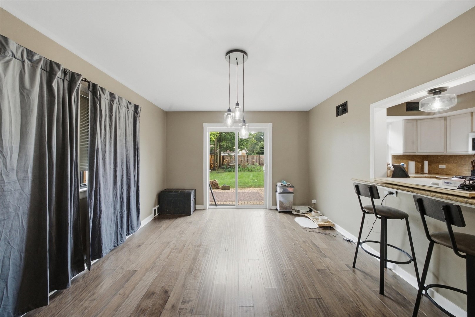 390 Bartram Road Property Photo 14