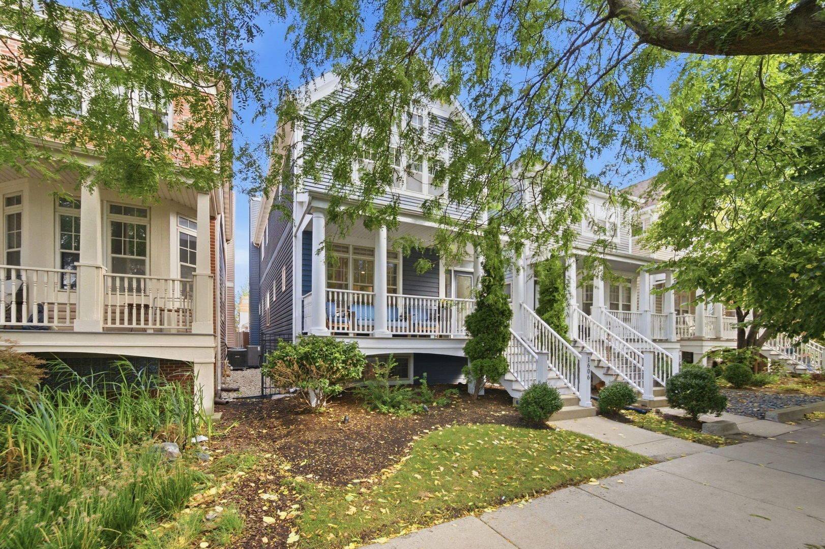 1606 W Edgewater Avenue Property Photo 2