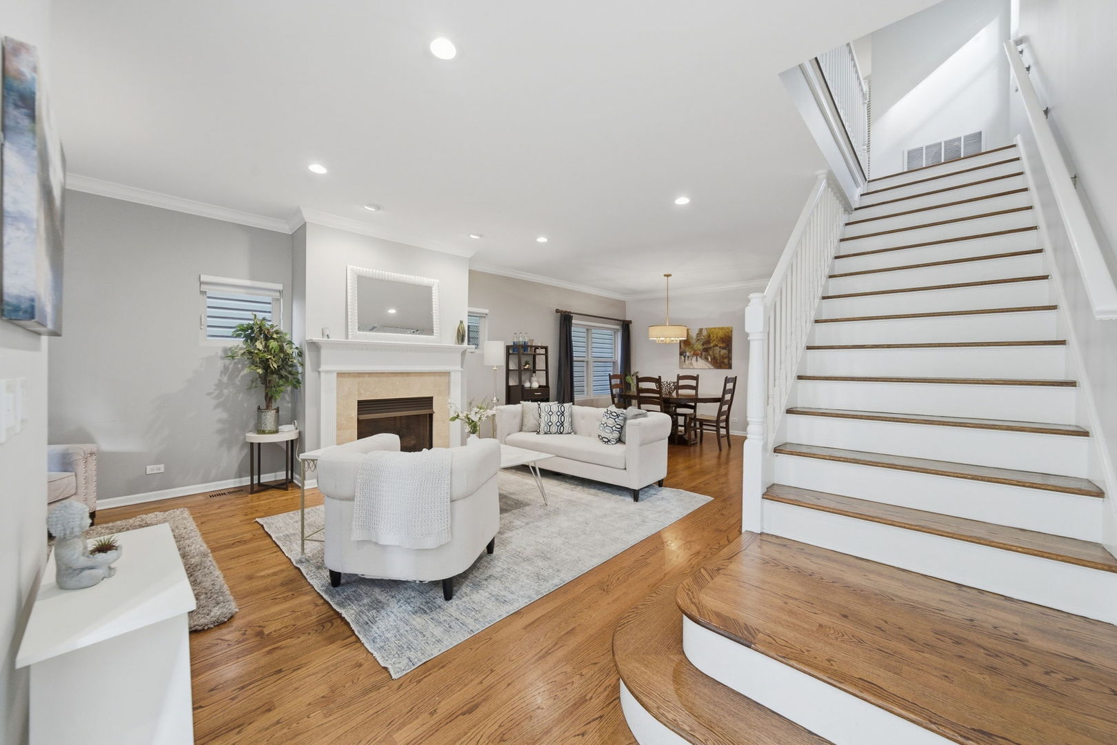 1606 W Edgewater Avenue Property Photo 4