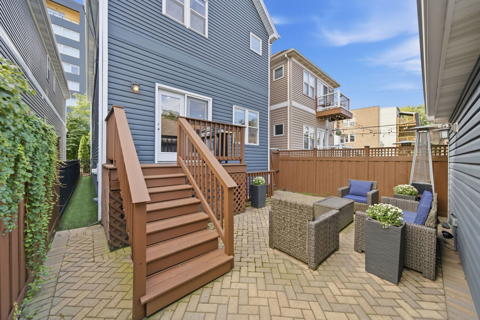 1606 W Edgewater Avenue Property Photo 17