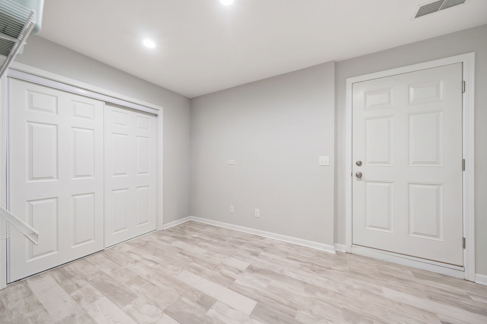 1606 W Edgewater Avenue Property Photo 34