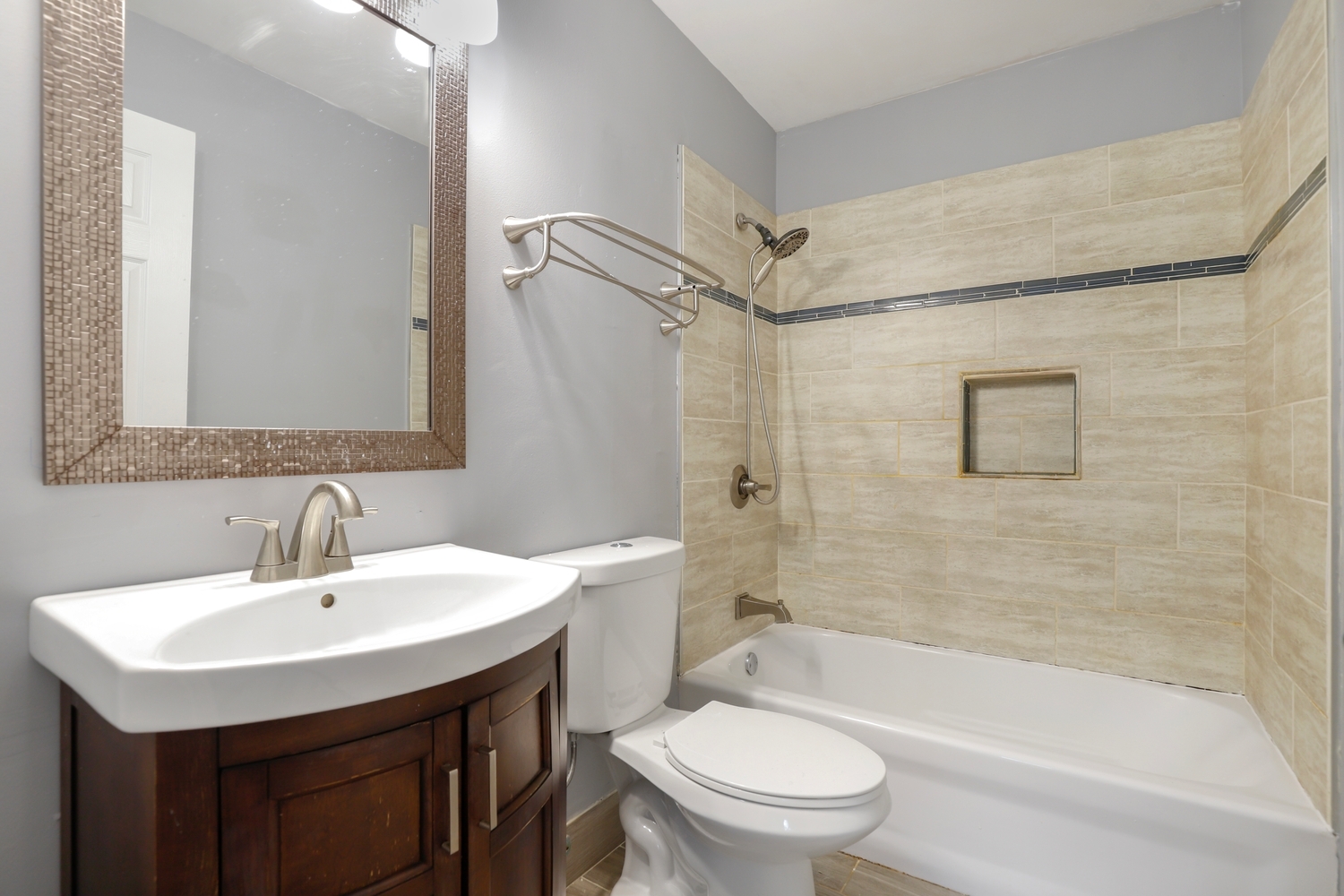 17817 Stonebridge Drive Property Photo 16