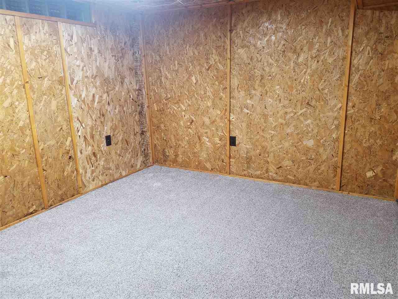 2313 Jackson Avenue Property Photo 11